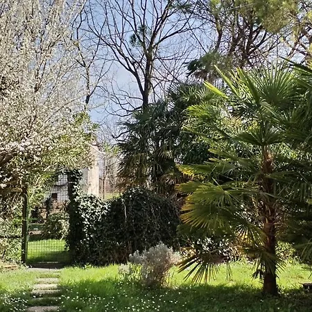 Stasion Di Pueste Kır Evi Nogaredo