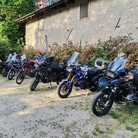 Stasion Di Pueste *