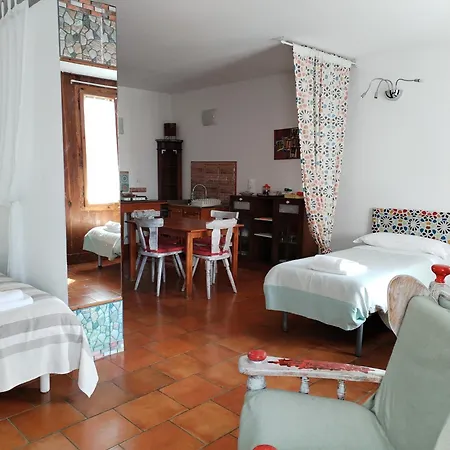 Stasion Di Pueste * Nogaredo