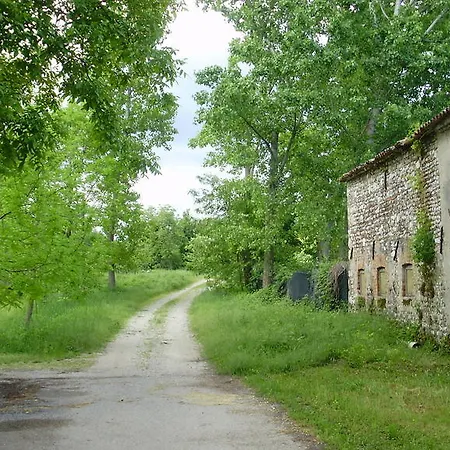 Stasion Di Pueste