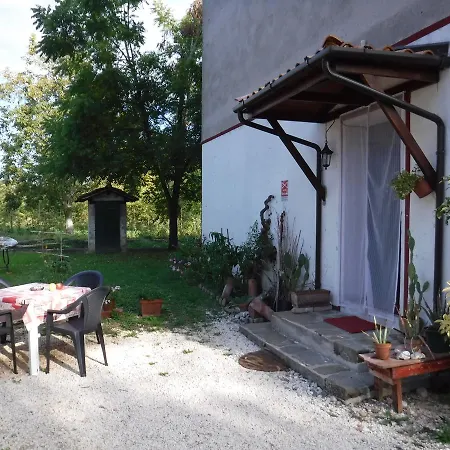 Stasion Di Pueste Casa di campagna
